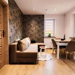 Radkowskie Julia Z Widokiem Na Zalew I Gory