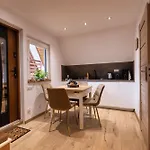 Radkowskie Julia Z Widokiem Na Zalew I Gory Radkow