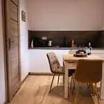 Radkowskie Julia Z Widokiem Na Zalew I Gory Radkow