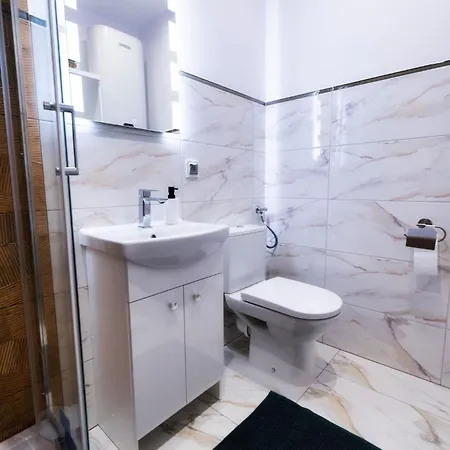 Radkowskie Julia Z Widokiem Na Zalew I Gory דירה רדקוב