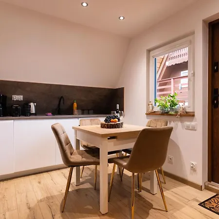 Radkowskie Julia Z Widokiem Na Zalew I Gory דירה רדקוב