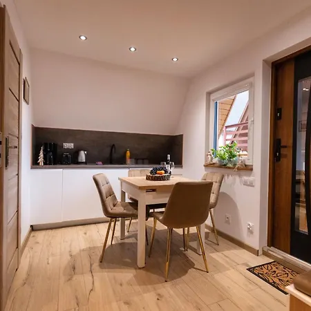 Radkowskie Julia Z Widokiem Na Zalew I Gory