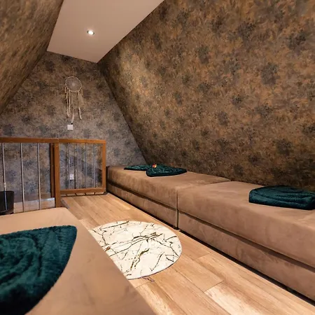 Radkowskie Julia Z Widokiem Na Zalew I Gory רדקוב