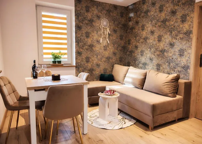 Radkowskie Julia Z Widokiem Na Zalew I Gory