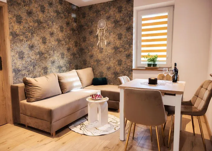 Radkowskie Julia Z Widokiem Na Zalew I Gory